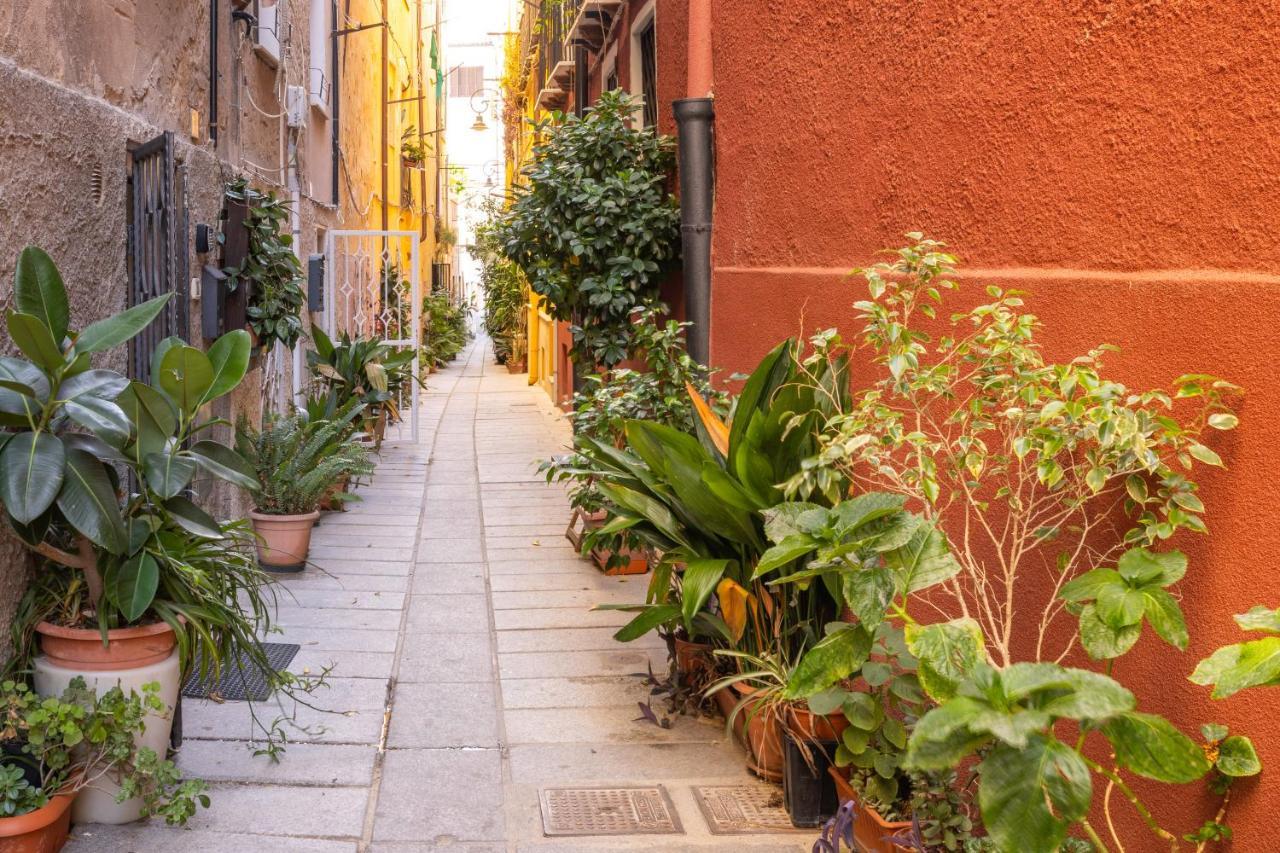 Casa Vacanze Nel Cuore Di Cagliari Ngoại thất bức ảnh